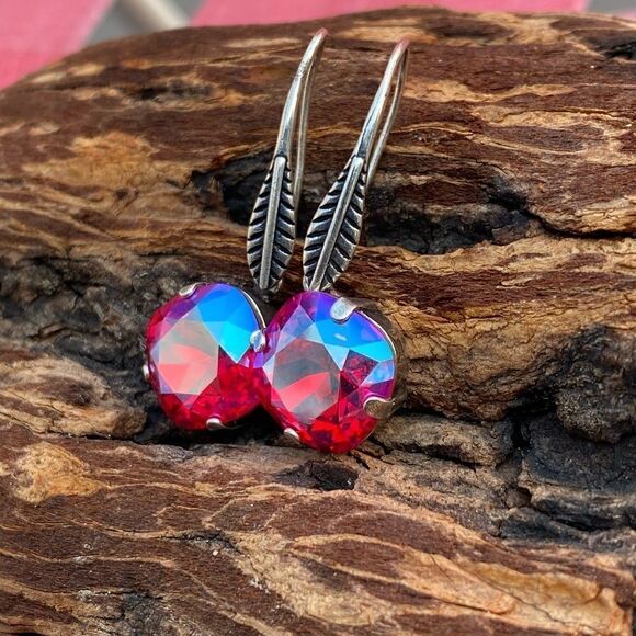 Earrings with red Swarovski crystal Handcrafted - Picture 5 of 6